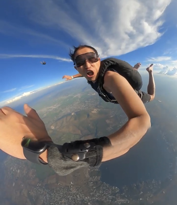 Parachute trail abstract visual